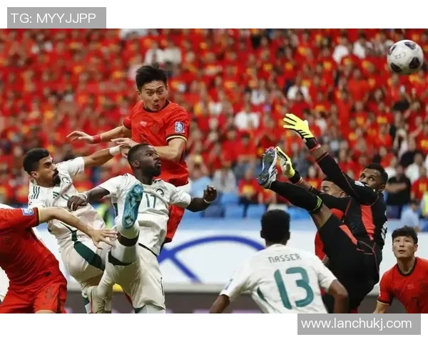 南京足球队技术革新引发热议推动地方足球发展新局面