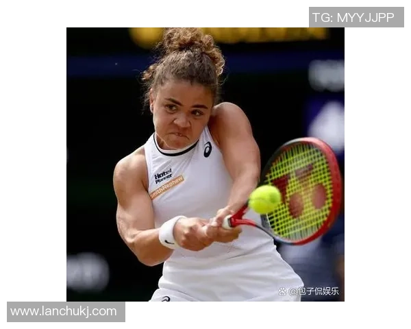 成都网球队区域防守策略解析与深度剖析网球竞技的战术魅力 成都网球队区域防守策略解析与深度剖析网球竞技的战术魅力