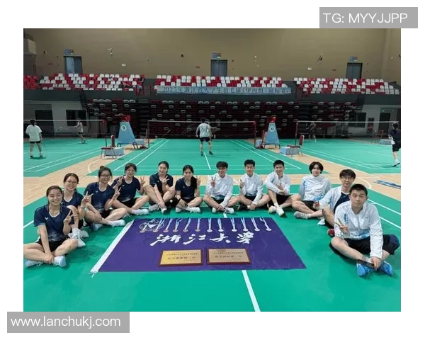 杭州羽毛球队的奋斗历程与冠军赛背后的成长故事分享 杭州羽毛球队的奋斗历程与冠军赛背后的成长故事分享