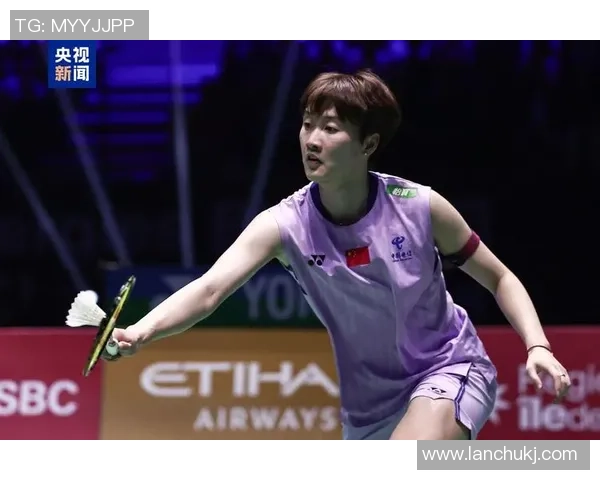 重庆羽毛球队在世界杯中的个人能力展现与战术分析